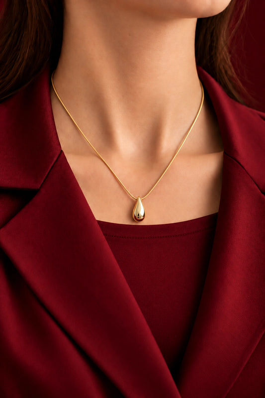 Norel – Teardrop Necklace