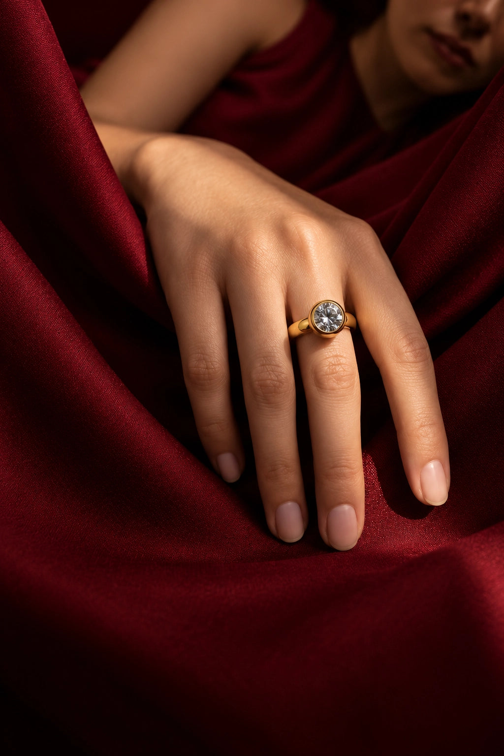 Avora – Gold Crystal Ring