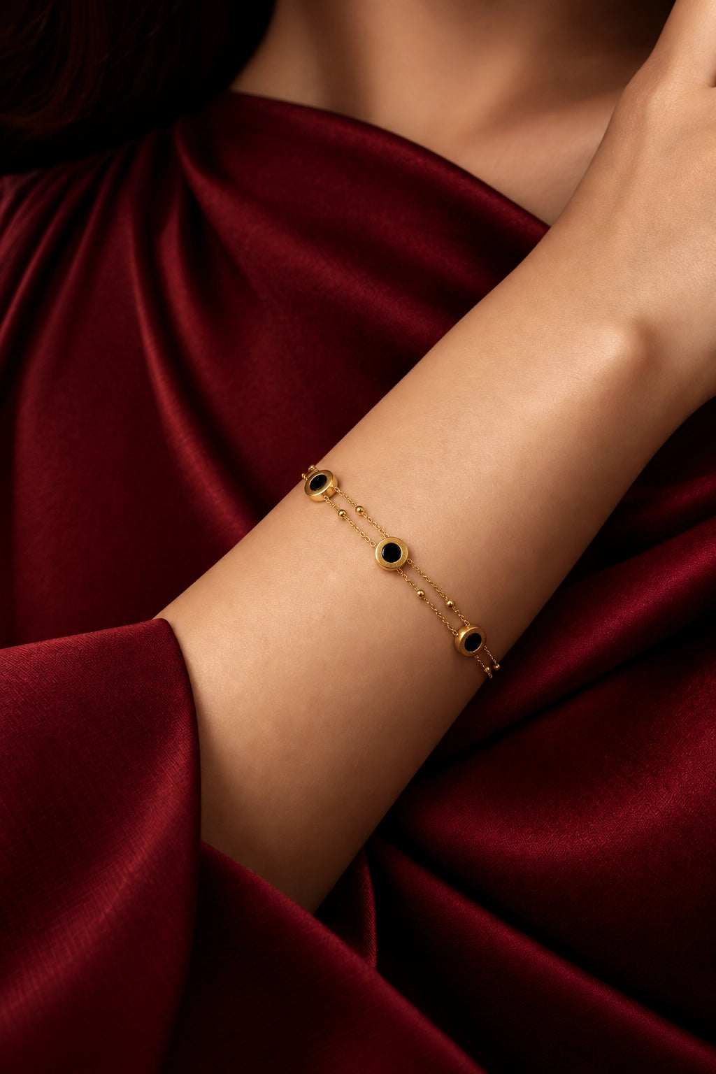 Bomi – Black & Gold Bracelet