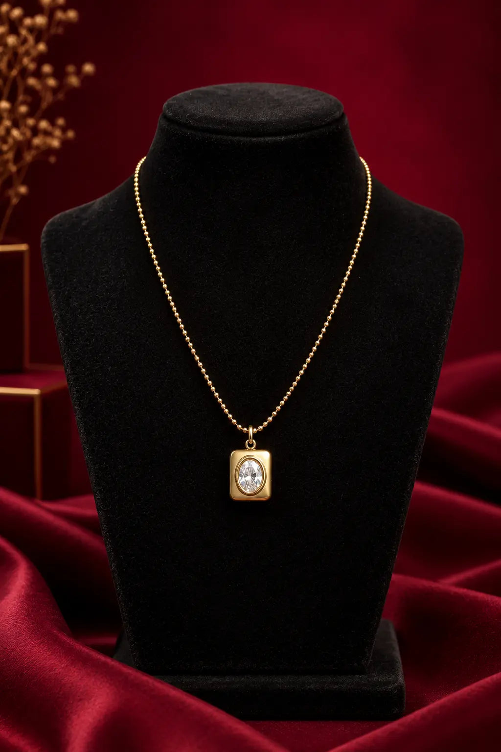 Lorin – Crystal Pendant Necklace