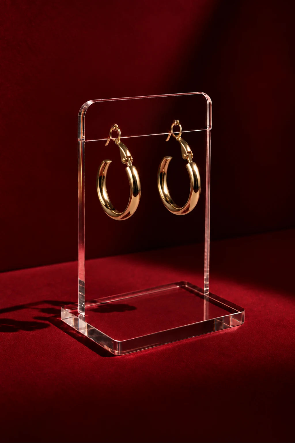 Polished Oval Hoop Earrings in Gold & Silver | ZARIF