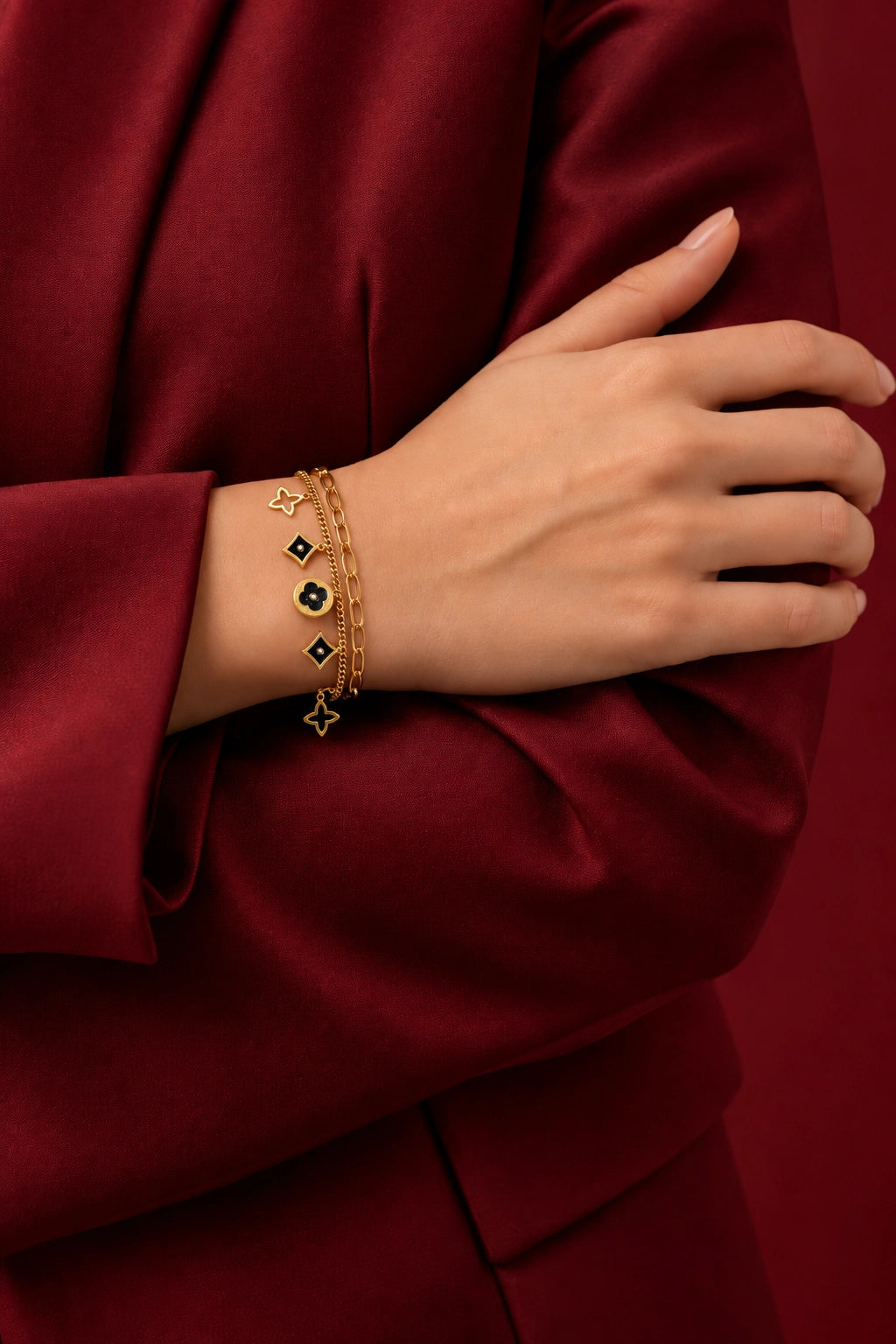 Rina – Black Charm Bracelet