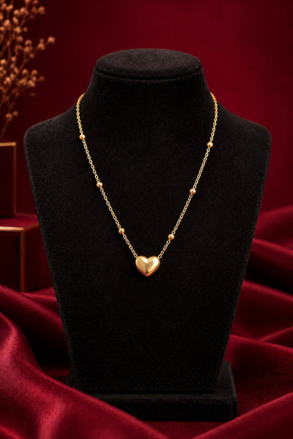 Sehr – Gold Heart Necklace
